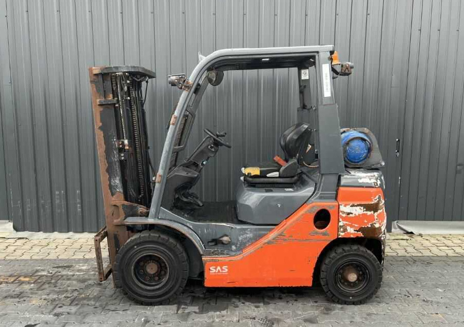 Toyota 8FGF20 - Gasoltruck: bild 2 Toyota 8FGF20 - Gasoltruck: bild 2