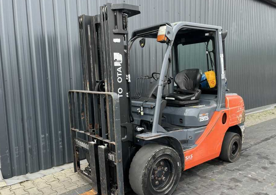 Toyota 8FGJF35 - Gasoltruck: bild 1 Toyota 8FGJF35 - Gasoltruck: bild 1