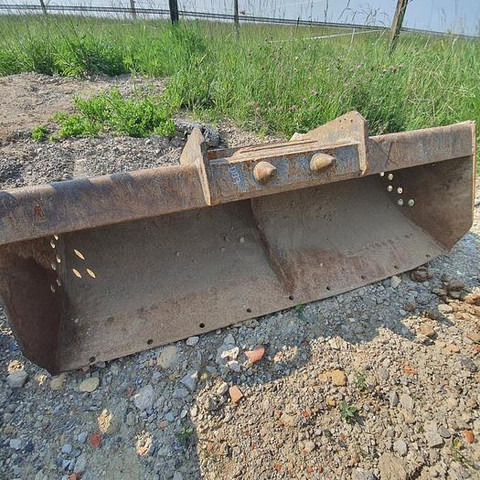 Mecalac 8MCR - Skopa: bild 1 Mecalac 8MCR - Skopa: bild 1