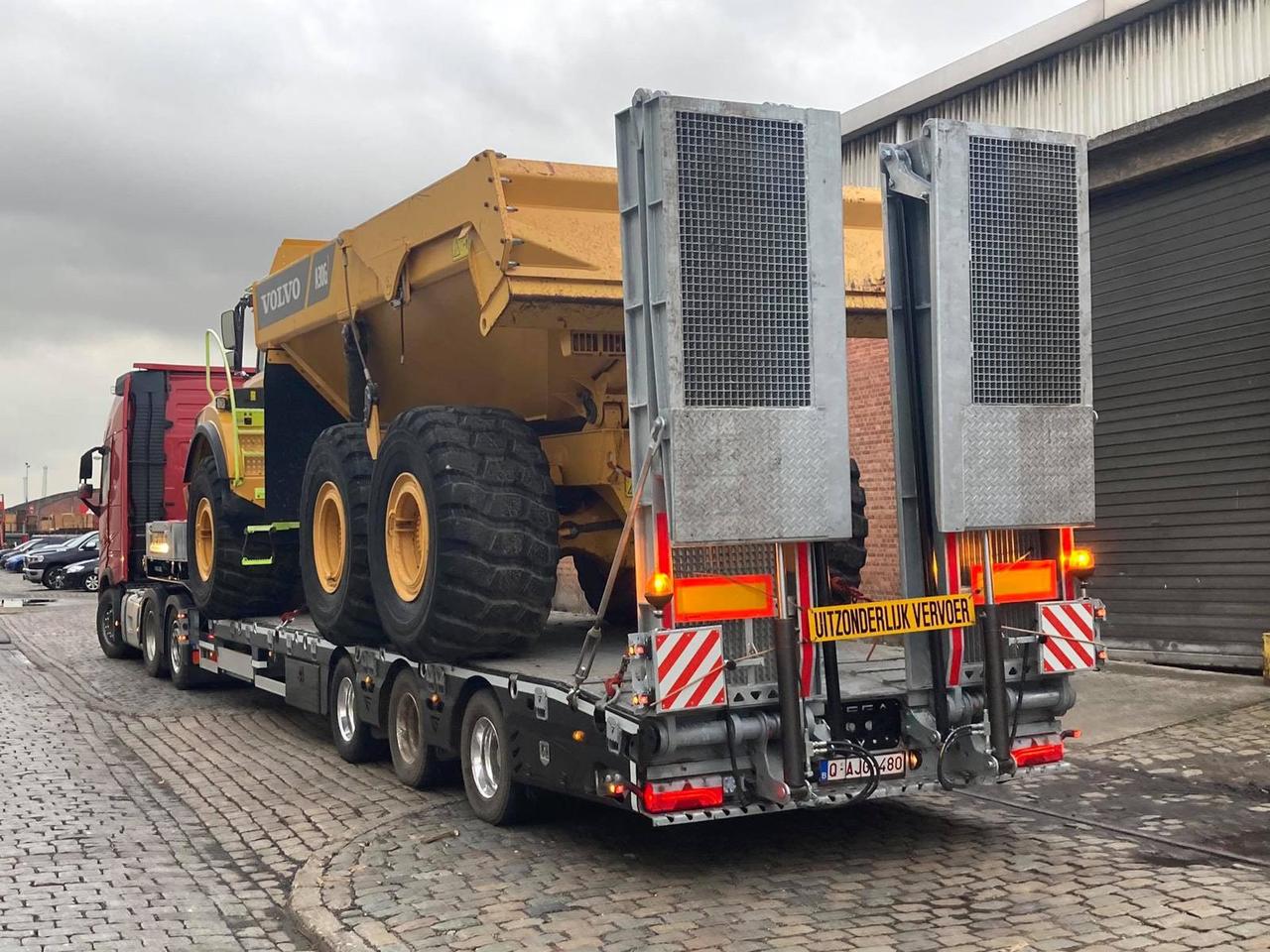 KASHWAA LOWBED - Låg lastare semitrailer: bild 3 KASHWAA LOWBED - Låg lastare semitrailer: bild 3