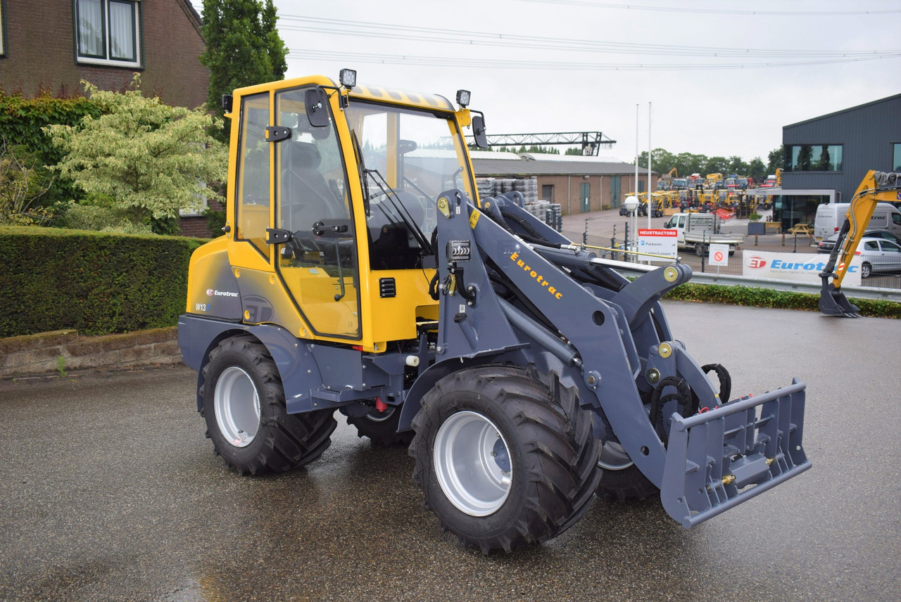 Eurotrac W13 Radlader Hoflader - Minilastare: bild 4 Eurotrac W13 Radlader Hoflader - Minilastare: bild 4