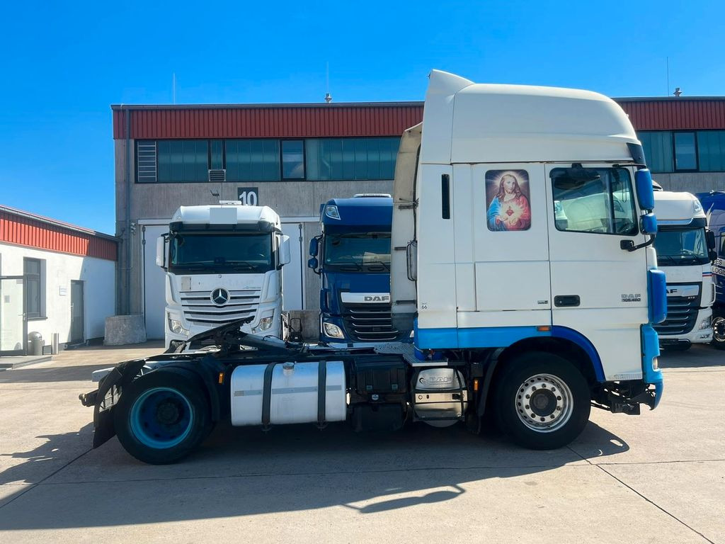 DAF XF 105.460 * VERST.SATTELKUPP * ANALOGTACHO * - Dragbil: bild 4 DAF XF 105.460 * VERST.SATTELKUPP * ANALOGTACHO * - Dragbil: bild 4