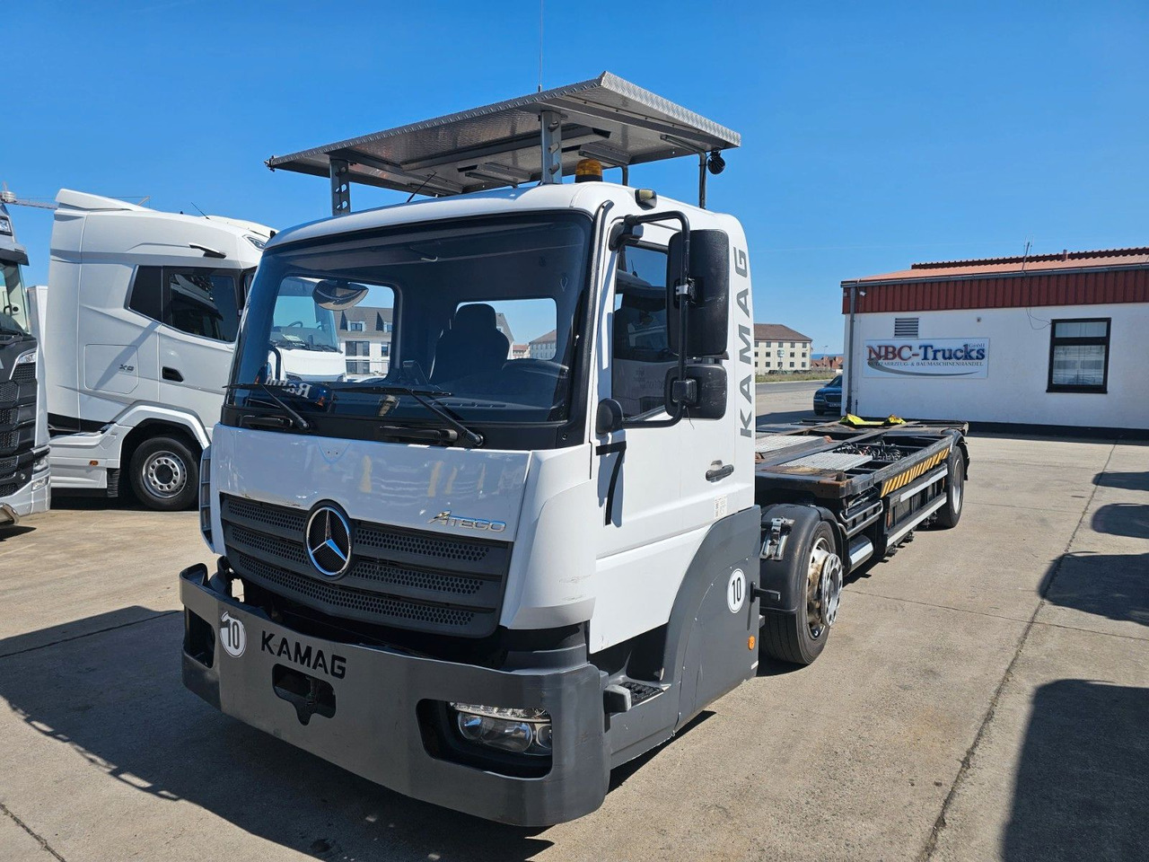 Mercedes-Benz KAMAG * WBH25 * UMSETZER * KLIMA * STANDHEIZ. * - Containerbil/ Växelflak lastbil: bild 1 Mercedes-Benz KAMAG * WBH25 * UMSETZER * KLIMA * STANDHEIZ. * - Containerbil/ Växelflak lastbil: bild 1