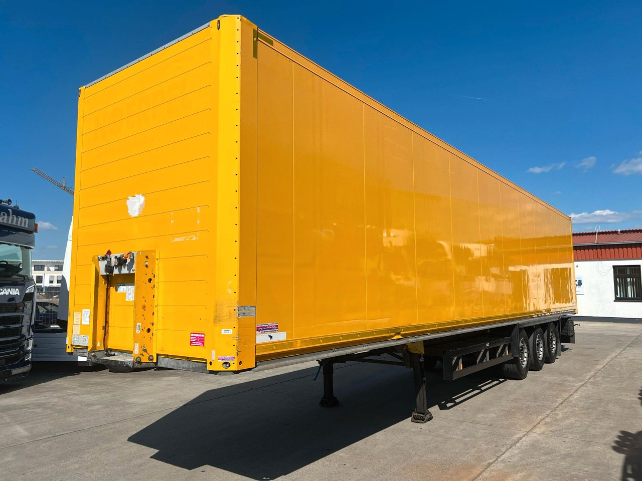 Schmitz Cargobull SCB S3B * KOFFER * SCHEIBENBREMSE * DOPPELSTOCK - Skåp semitrailer: bild 3 Schmitz Cargobull SCB S3B * KOFFER * SCHEIBENBREMSE * DOPPELSTOCK - Skåp semitrailer: bild 3