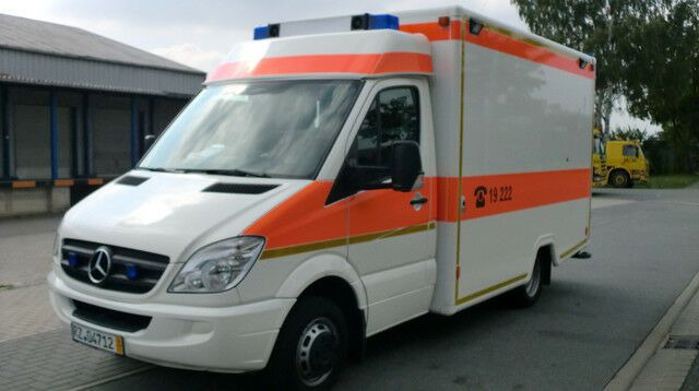 Mercedes-Benz Sprinter 516 WAS 12 Monate Garantie // - Ambulans: bild 3 Mercedes-Benz Sprinter 516 WAS 12 Monate Garantie // - Ambulans: bild 3