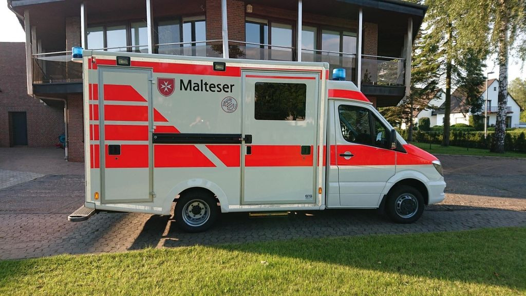 Mercedes-Benz Sprinter 519 / ATM 0km 4x on Stock - Ambulans: bild 3 Mercedes-Benz Sprinter 519 / ATM 0km 4x on Stock - Ambulans: bild 3