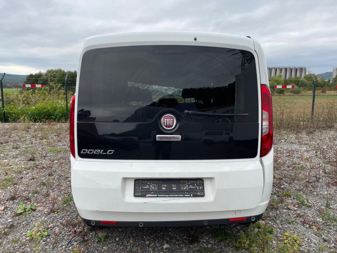 Fiat Doblo Maxi 1.6 M-Jet Euro6 Klima ZV - Persontransport: bild 4 Fiat Doblo Maxi 1.6 M-Jet Euro6 Klima ZV - Persontransport: bild 4
