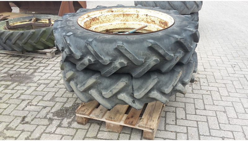 Pirelli - Däck och fälgar: bild 1 Pirelli - Däck och fälgar: bild 1
