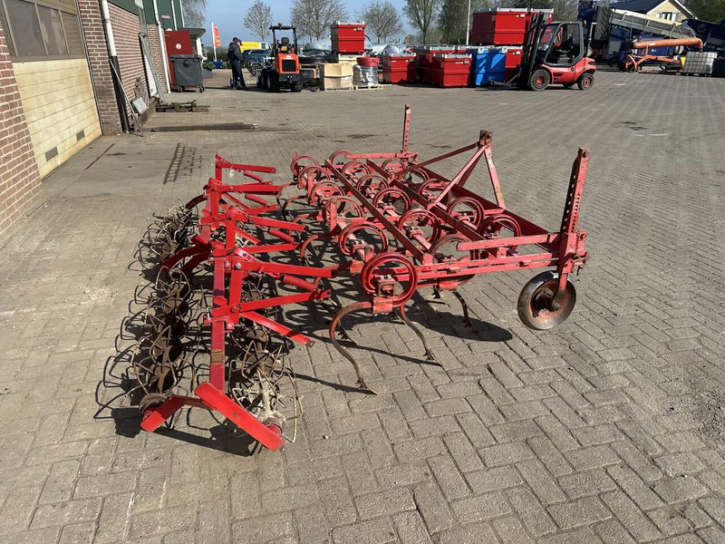 Triltand cultivator - Gebruikt - Kultivator: bild 2 Triltand cultivator - Gebruikt - Kultivator: bild 2