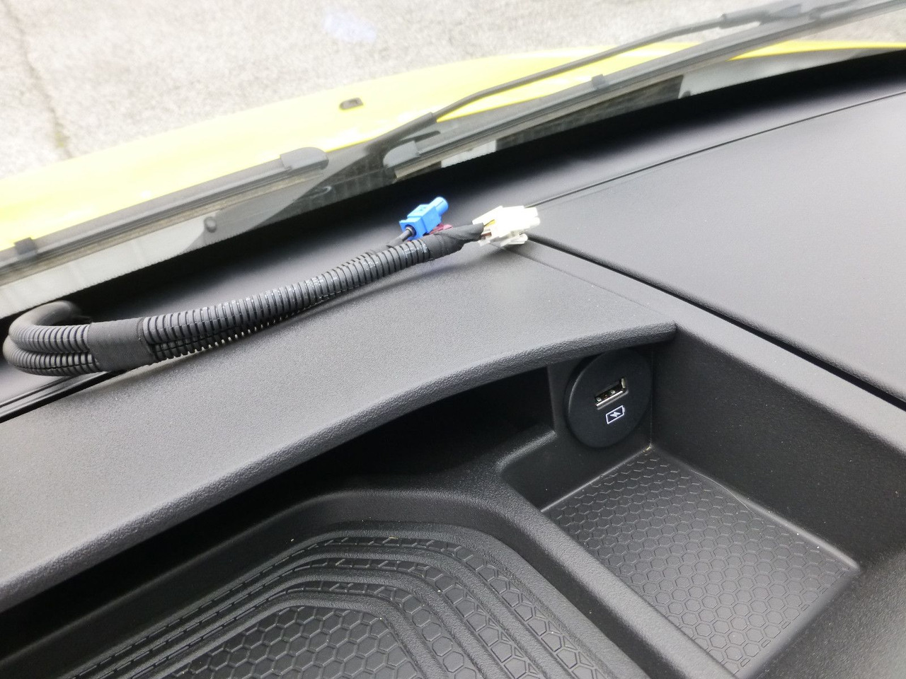 Bärgningsbil Iveco DAILY 72C18 Schiebeplateu Luftfed Navi Hubbrille: bild 28