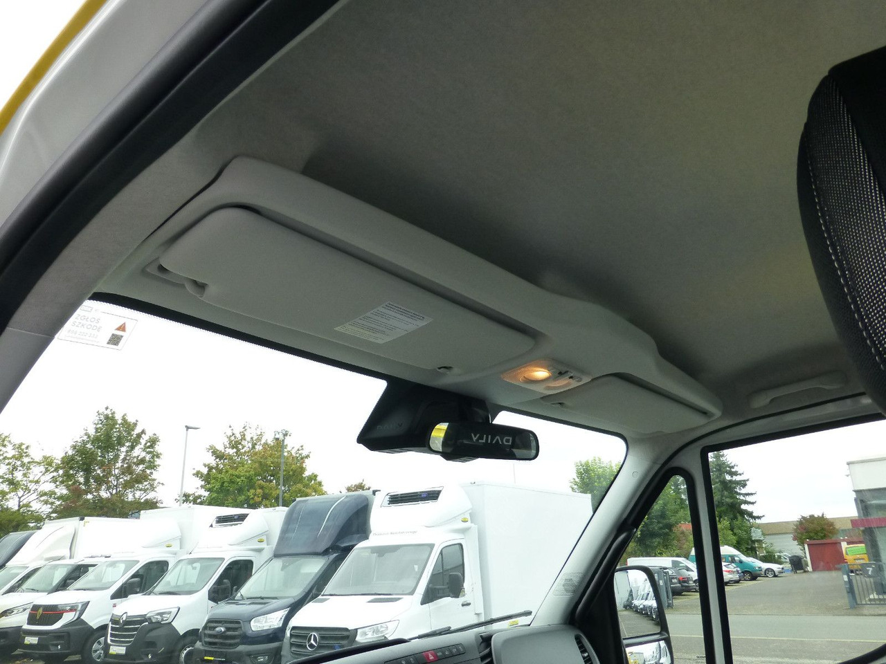Bärgningsbil Iveco DAILY 72C18 Schiebeplateu Luftfed Navi Hubbrille: bild 22