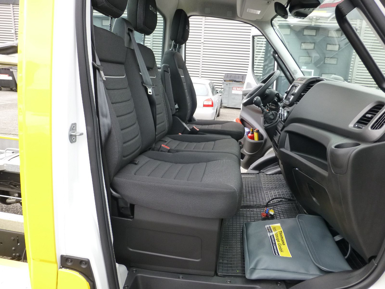 Bärgningsbil Iveco DAILY 72C18 Schiebeplateu Luftfed Navi Hubbrille: bild 24