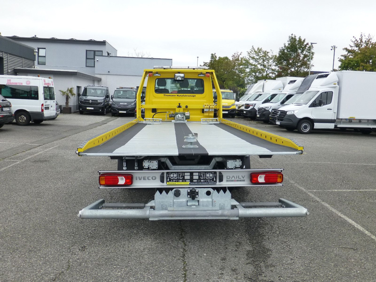 Bärgningsbil Iveco DAILY 72C18 Schiebeplateu Luftfed Navi Hubbrille: bild 6