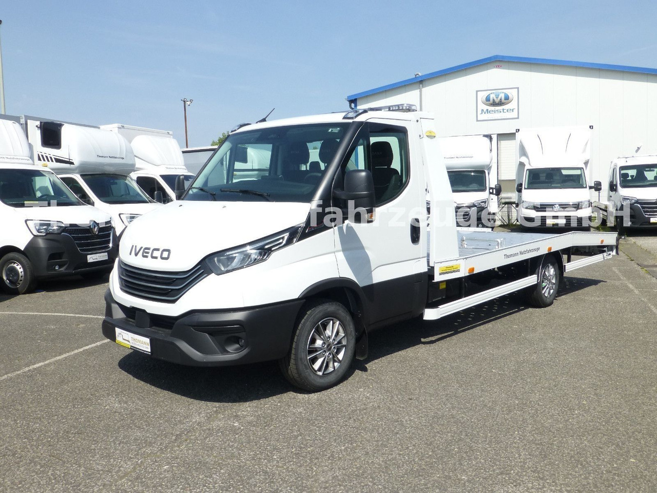 Iveco Daily 35S18 Autotransporter Aut. Luftfed. NAVI - Bärgningsbil: bild 1 Iveco Daily 35S18 Autotransporter Aut. Luftfed. NAVI - Bärgningsbil: bild 1