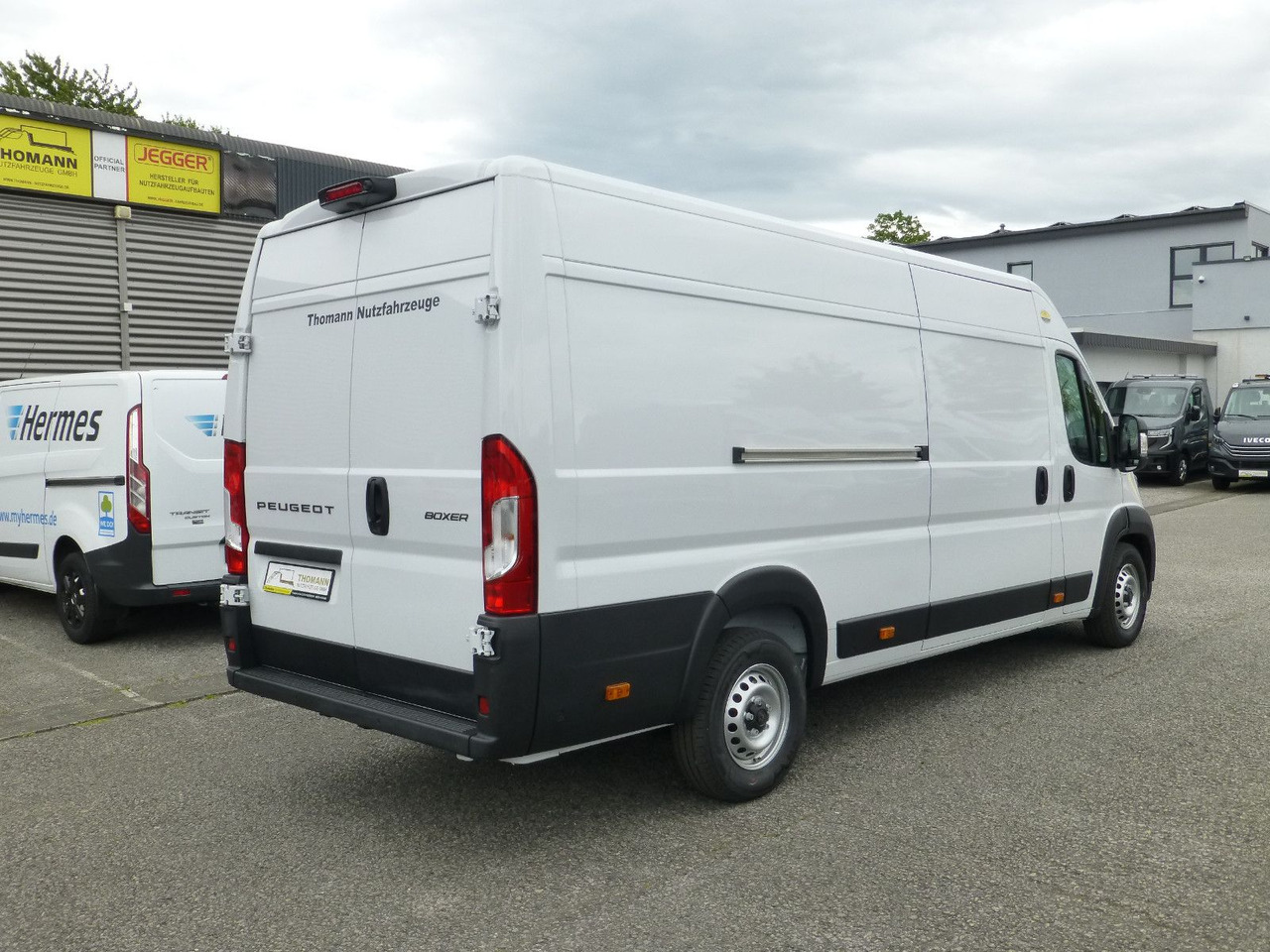 Peugeot Boxer Kühlkastenwagen Carrier Xarios 300 GH Navi - Kylbil: bild 5 Peugeot Boxer Kühlkastenwagen Carrier Xarios 300 GH Navi - Kylbil: bild 5