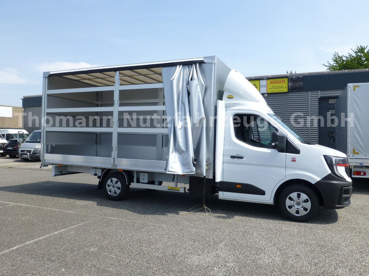 Renault NEW Master Pritsche Plane Vollalu - Transportbil med kapell: bild 5 Renault NEW Master Pritsche Plane Vollalu - Transportbil med kapell: bild 5