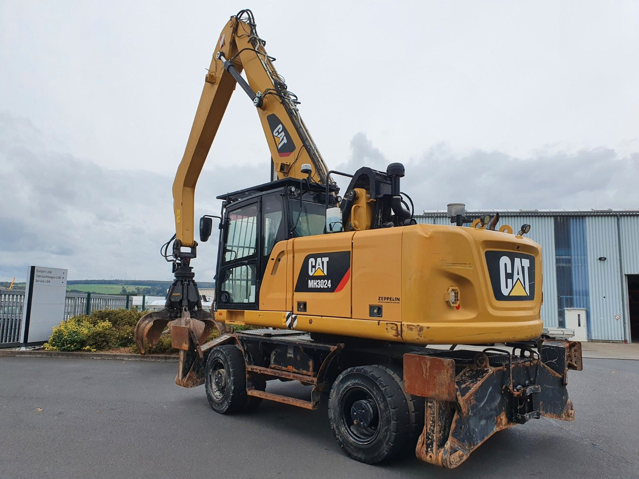 CAT MH3024 / MH 3024 / Greifer / 2018 / 9.424h - Grävmaskin på däck: bild 5 CAT MH3024 / MH 3024 / Greifer / 2018 / 9.424h - Grävmaskin på däck: bild 5