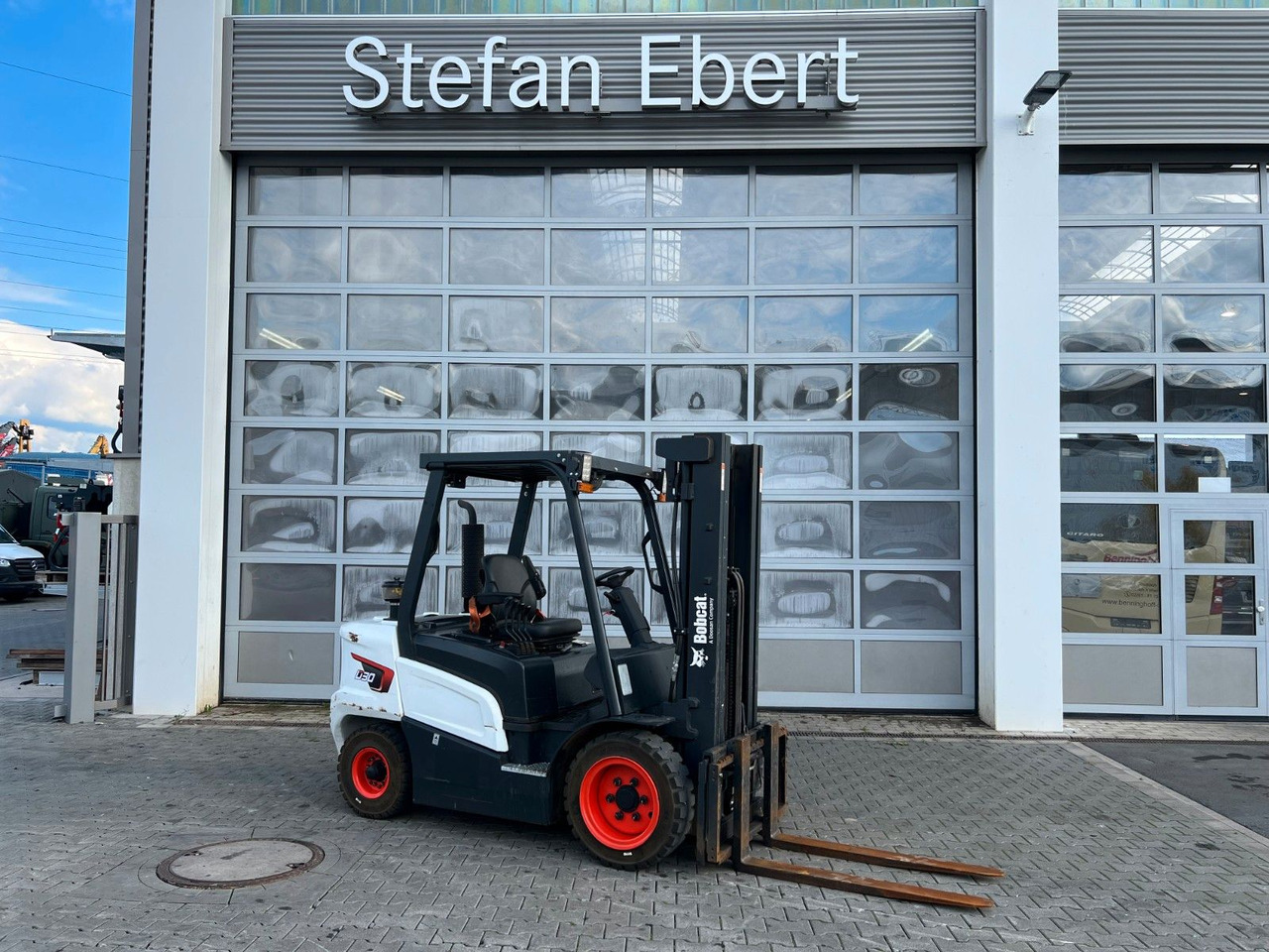 Doosan D30NXS / nur 482h! / 12.2023 / SS - Eltruck: bild 1 Doosan D30NXS / nur 482h! / 12.2023 / SS - Eltruck: bild 1