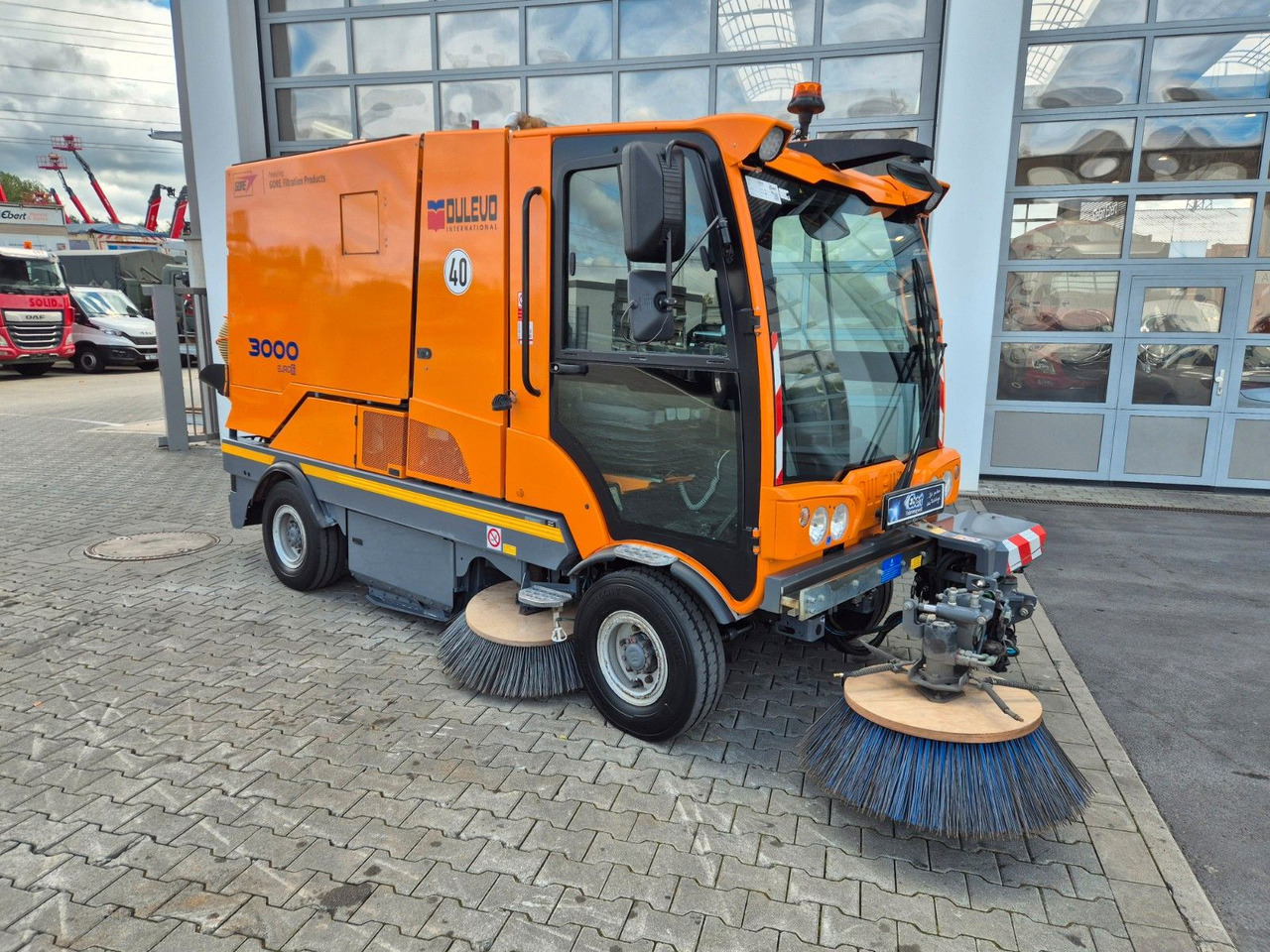 Dulevo 3000 T Revolution 5.134h - Sopmaskin: bild 4 Dulevo 3000 T Revolution 5.134h - Sopmaskin: bild 4