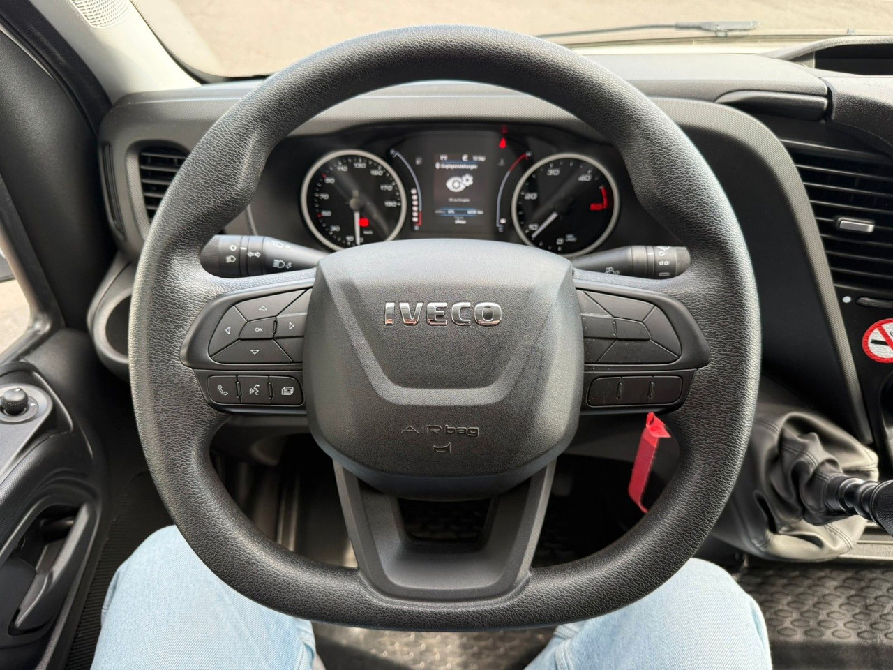 Skåpbil Iveco Daily 35S16 V *Klima*R4.100mm*: bild 11