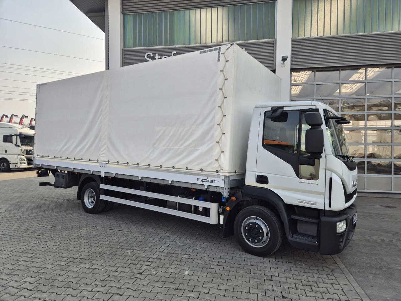 Iveco Eurocargo ML120E25 LBW 1.500kg Klima 3 Sitze - Kapellbil: bild 3 Iveco Eurocargo ML120E25 LBW 1.500kg Klima 3 Sitze - Kapellbil: bild 3