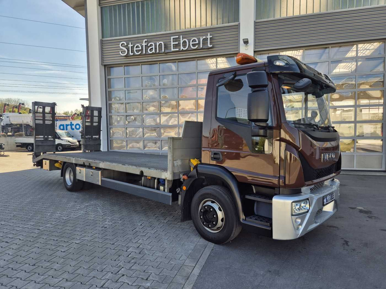 Iveco Eurocargo ML140E25/P Maschinentransporter Winde - Biltransportbil lastbil: bild 3 Iveco Eurocargo ML140E25/P Maschinentransporter Winde - Biltransportbil lastbil: bild 3