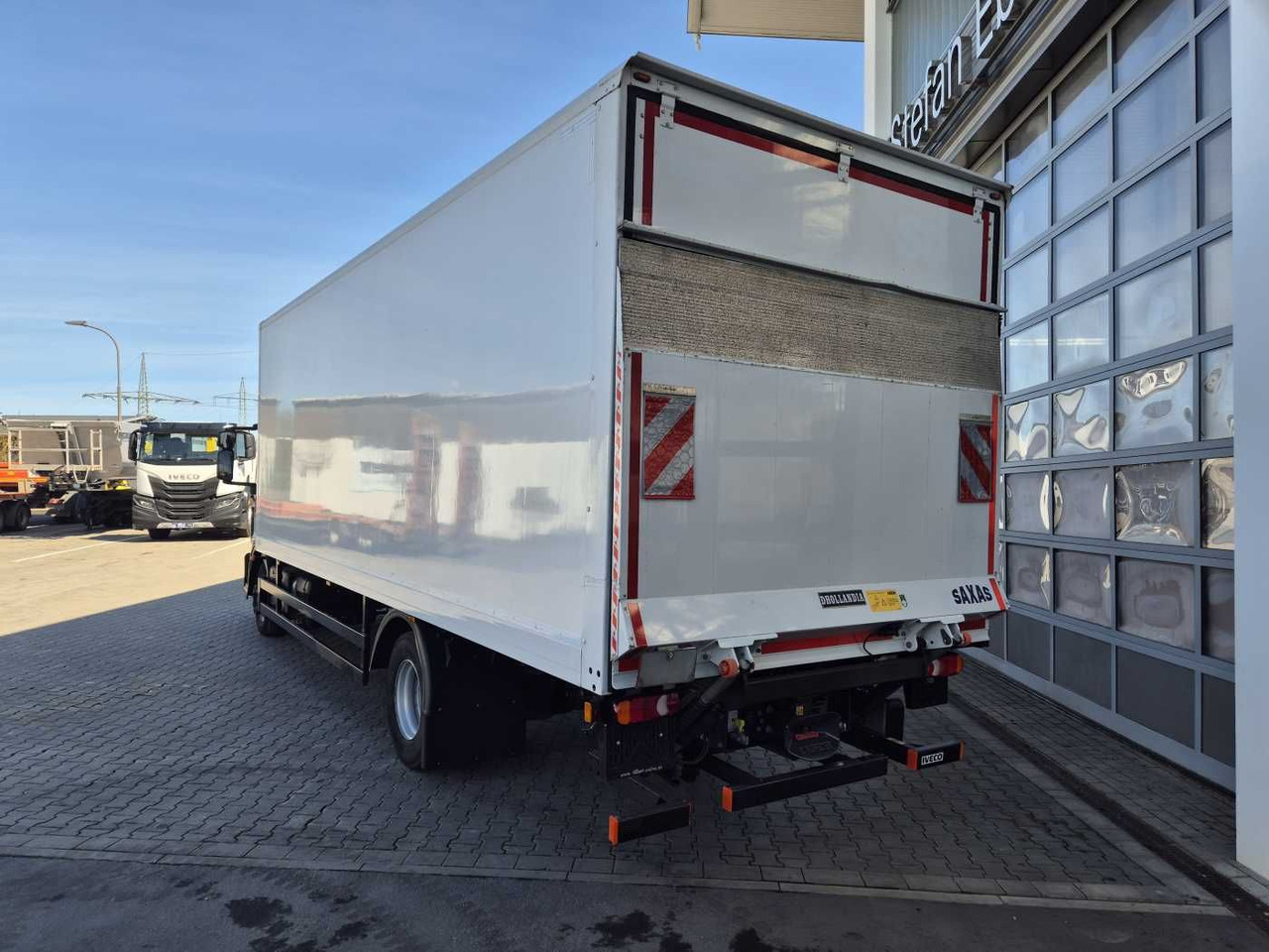 Iveco Eurocargo ML140E28/P 4x2 *LBW*AHK*Klima / 3x - Lastbil med skåp: bild 5 Iveco Eurocargo ML140E28/P 4x2 *LBW*AHK*Klima / 3x - Lastbil med skåp: bild 5