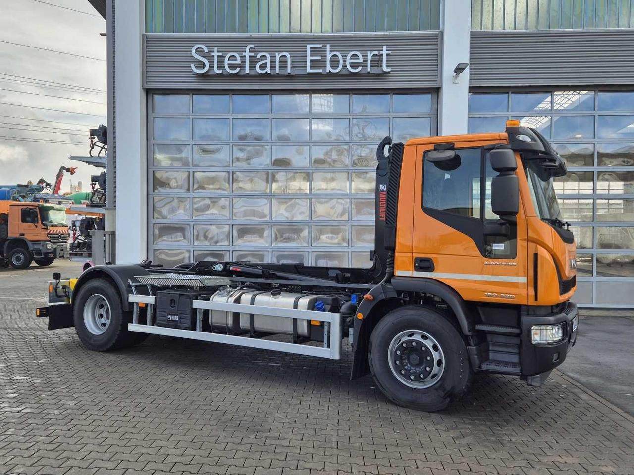 Iveco ML180E32/P HIAB ULT14S51 AHK Standheizung - Lastväxlare lastbil: bild 5 Iveco ML180E32/P HIAB ULT14S51 AHK Standheizung - Lastväxlare lastbil: bild 5