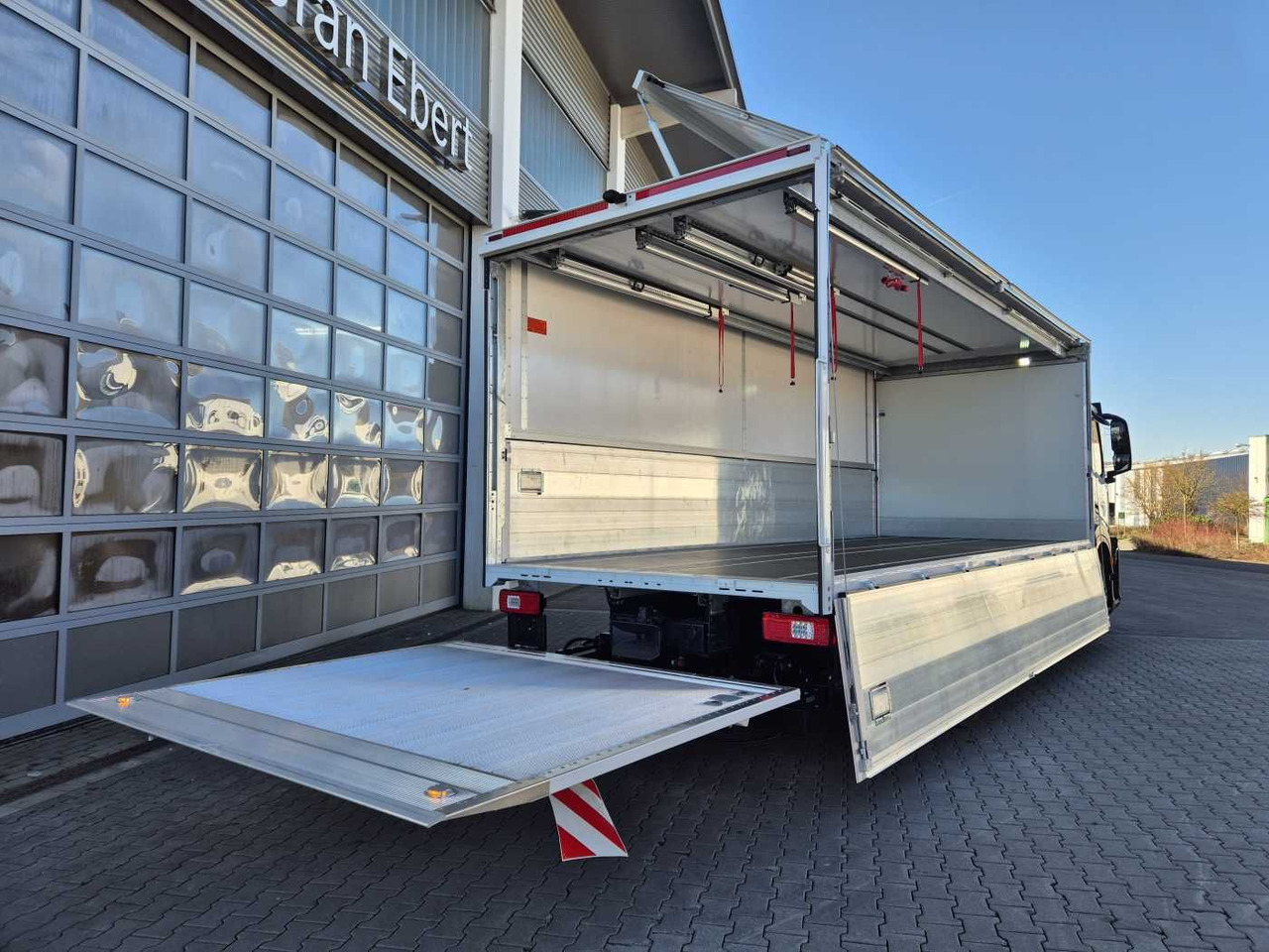 Dryckestransport lastbil Iveco S-Way AD190S40/FP Böse Schwenkwand LBW 2x AHK: bild 9