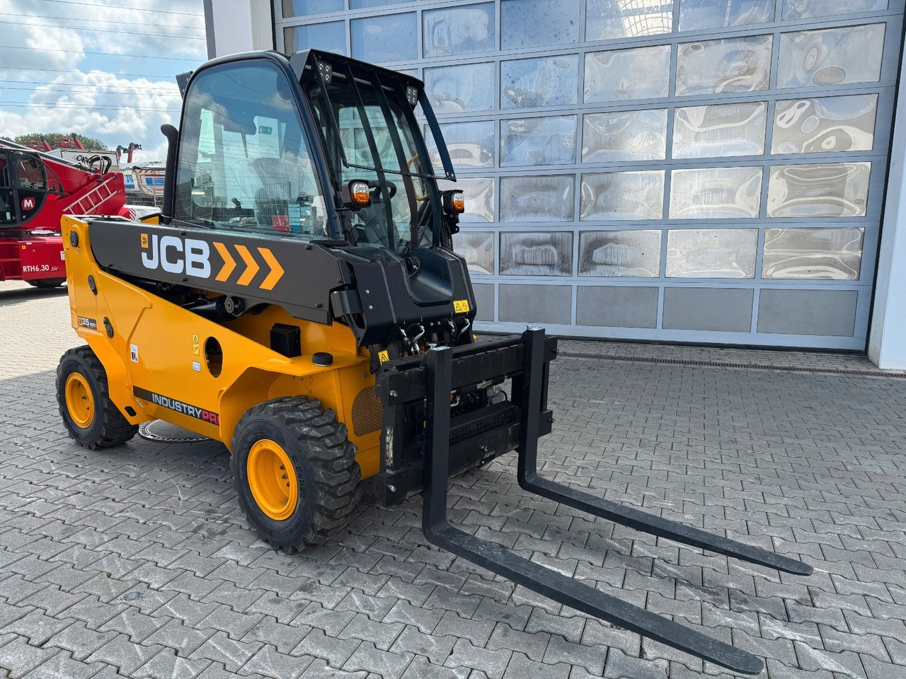 JCB TLT 35-26D 4WD Teletruck / NEU 2025 / SS - Teleskoplastar: bild 2 JCB TLT 35-26D 4WD Teletruck / NEU 2025 / SS - Teleskoplastar: bild 2