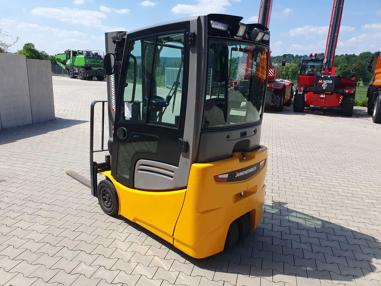 Jungheinrich EFG 215 / Triplex: 4.25m! / SS / 2.472h! / 2020 - Eltruck: bild 5 Jungheinrich EFG 215 / Triplex: 4.25m! / SS / 2.472h! / 2020 - Eltruck: bild 5
