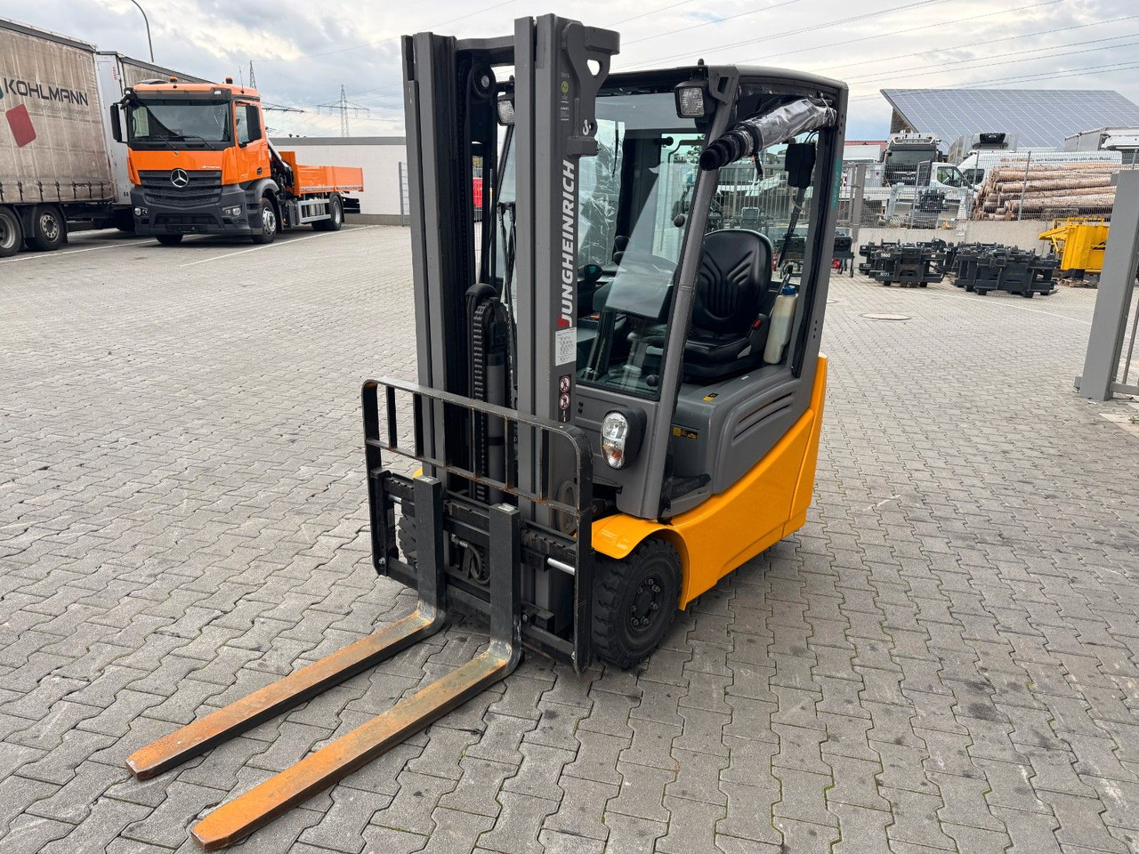 Jungheinrich EFG 215 / Triplex: 4.25m! / SS / 4.168h / 2024 - Eltruck: bild 5 Jungheinrich EFG 215 / Triplex: 4.25m! / SS / 4.168h / 2024 - Eltruck: bild 5