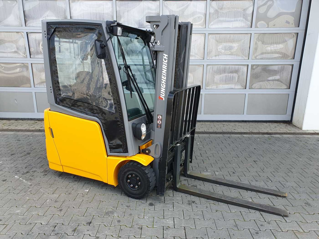 Jungheinrich EFG 215 / Triplex 4.25m / SS / nur 1.680h / 2021 - Eltruck: bild 2 Jungheinrich EFG 215 / Triplex 4.25m / SS / nur 1.680h / 2021 - Eltruck: bild 2