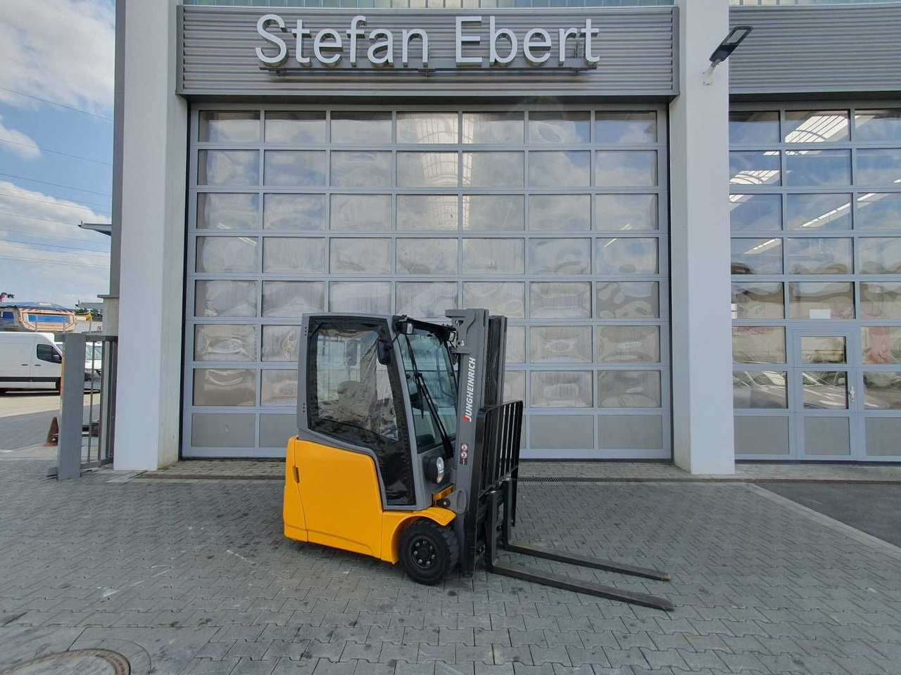 Jungheinrich EFG 215 / Triplex 4.25m / SS / nur 1.680h / 2021 - Eltruck: bild 1 Jungheinrich EFG 215 / Triplex 4.25m / SS / nur 1.680h / 2021 - Eltruck: bild 1
