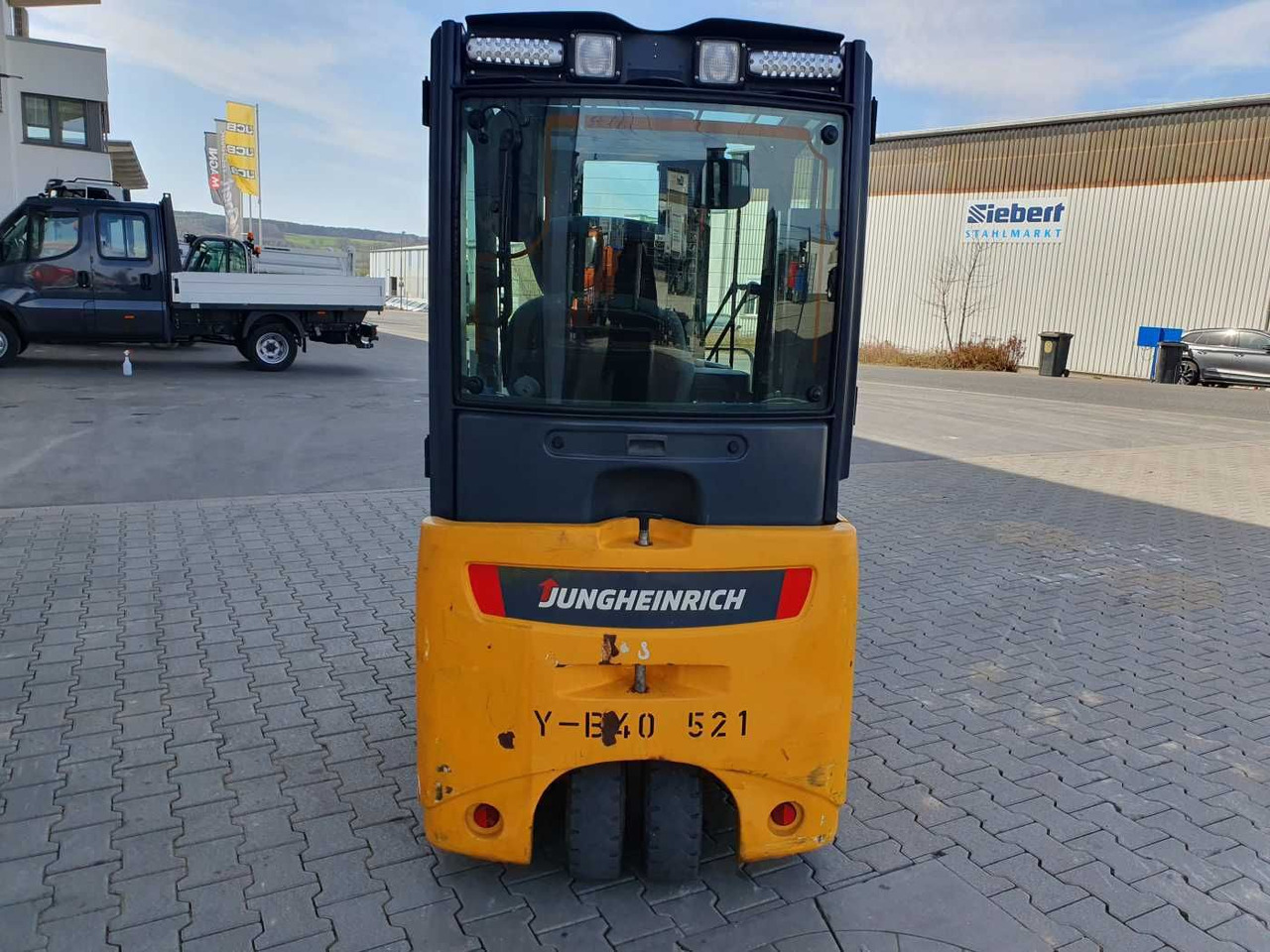 Jungheinrich EFG 215 / Triplex: 4.35m! / SS / nur 2.054h! - Eltruck: bild 5 Jungheinrich EFG 215 / Triplex: 4.35m! / SS / nur 2.054h! - Eltruck: bild 5
