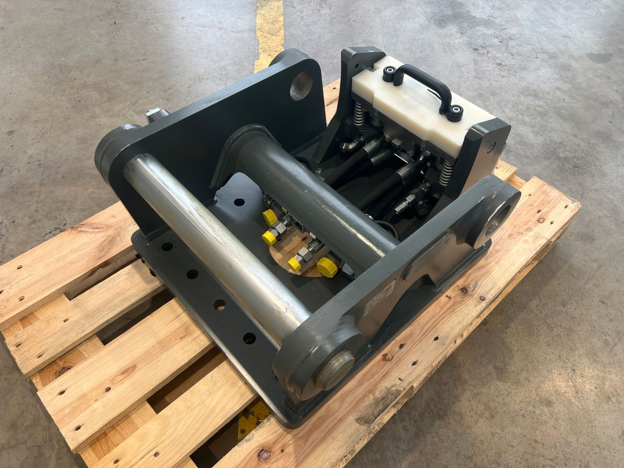 Liebherr Likufix SW48 Adapterplatte NEU lagernd - Redskapsfäste: bild 5 Liebherr Likufix SW48 Adapterplatte NEU lagernd - Redskapsfäste: bild 5