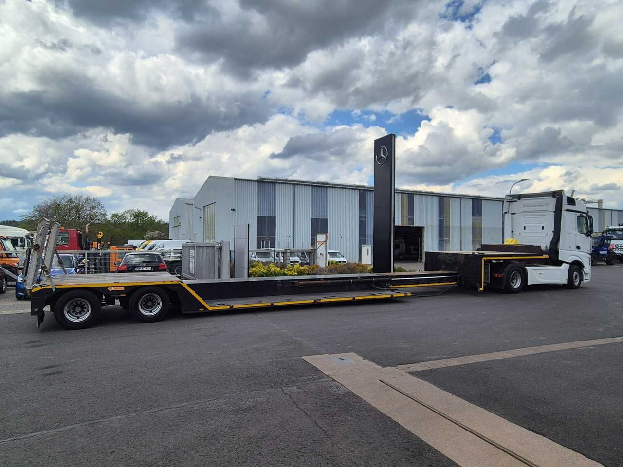 LinTrailers S2A 14 LSDN Teleskopierbar BPW-Achsen 57.000km - Låg lastare semitrailer: bild 5 LinTrailers S2A 14 LSDN Teleskopierbar BPW-Achsen 57.000km - Låg lastare semitrailer: bild 5