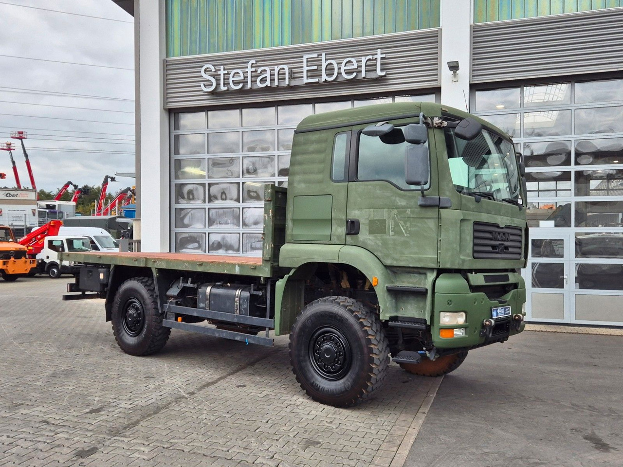 MAN TGA 18.360 4x4 BB Pritsche Single Bereifung - Flakbil: bild 4 MAN TGA 18.360 4x4 BB Pritsche Single Bereifung - Flakbil: bild 4