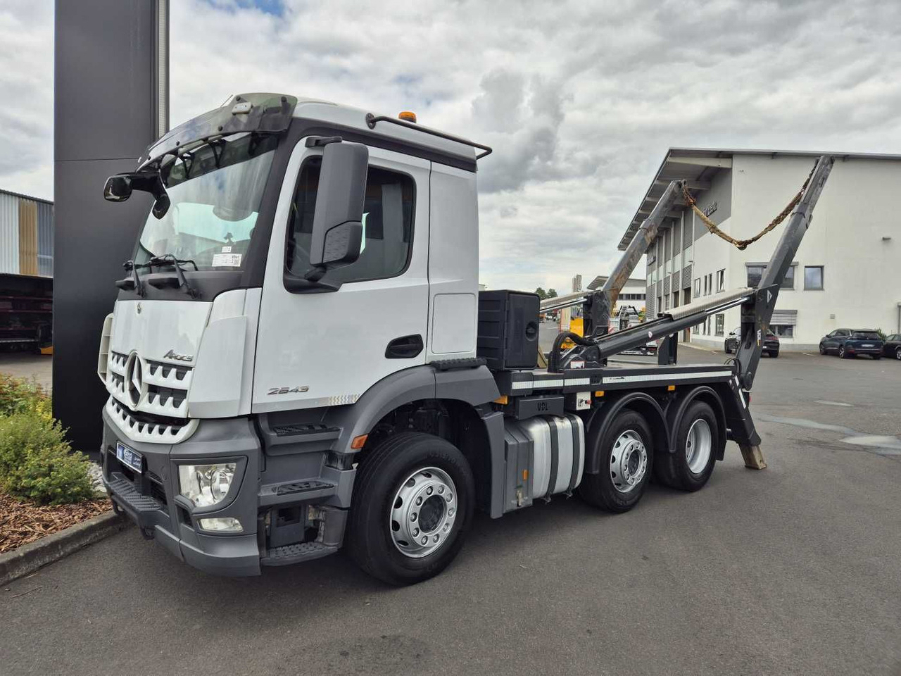 Mercedes-Benz Arocs 2643 L 6x2/4 VDL AHK Funk Vorlaufachse - Tippbil lastbil: bild 2 Mercedes-Benz Arocs 2643 L 6x2/4 VDL AHK Funk Vorlaufachse - Tippbil lastbil: bild 2