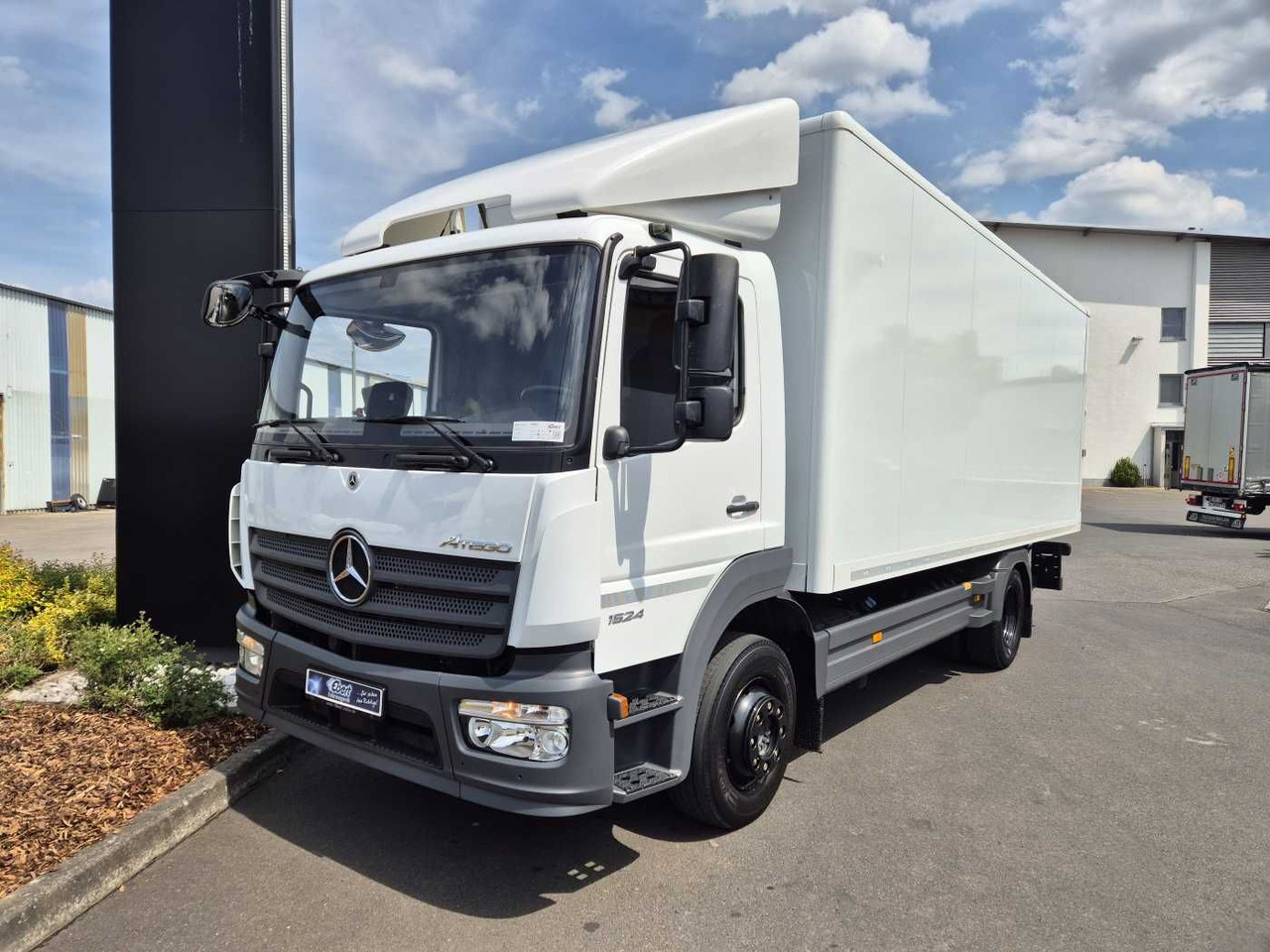 Mercedes-Benz Atego 1524 L LBW 1.500kg Standheizung Klima - Lastbil med skåp: bild 2 Mercedes-Benz Atego 1524 L LBW 1.500kg Standheizung Klima - Lastbil med skåp: bild 2