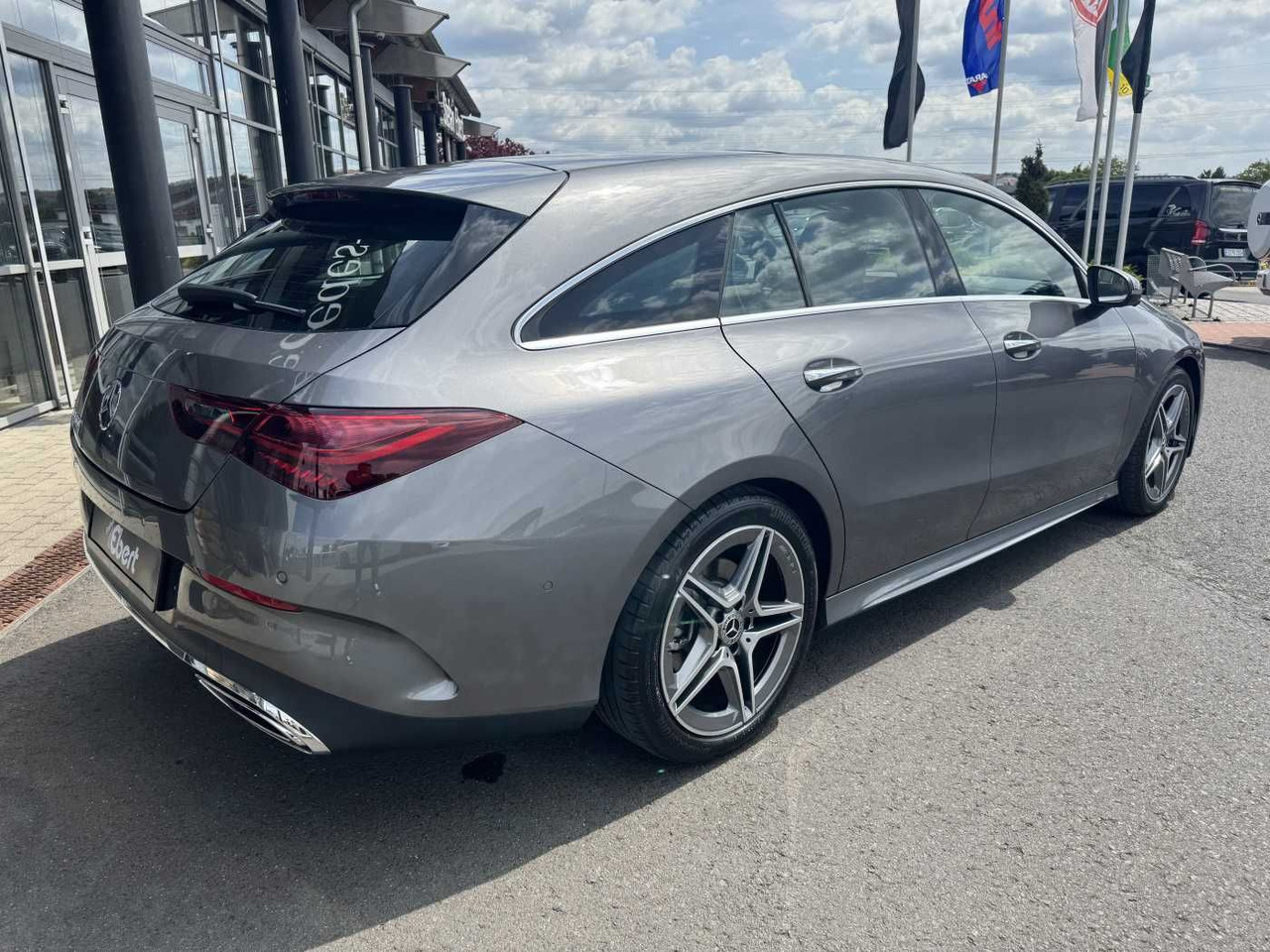 Mercedes-Benz CLA 200 AMG+Pano+MultiBeam+DistrPro+HUD+360 - Personbil: bild 4 Mercedes-Benz CLA 200 AMG+Pano+MultiBeam+DistrPro+HUD+360 - Personbil: bild 4