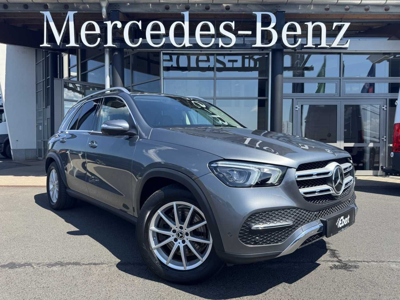Mercedes-Benz GLE 350de 4M AMG+AHK+DistrPlus+HUD+360 - SUV: bild 1 Mercedes-Benz GLE 350de 4M AMG+AHK+DistrPlus+HUD+360 - SUV: bild 1