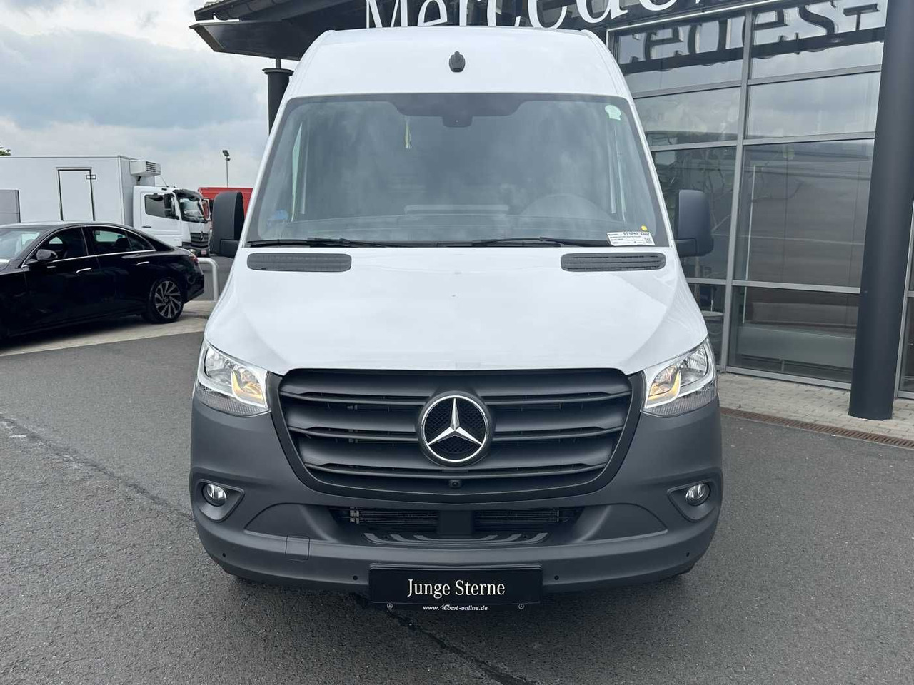 Mercedes-Benz Sprinter 317 CDI 3665 9G Klima 360 MBUX SHZ - Skåpbil: bild 2 Mercedes-Benz Sprinter 317 CDI 3665 9G Klima 360 MBUX SHZ - Skåpbil: bild 2