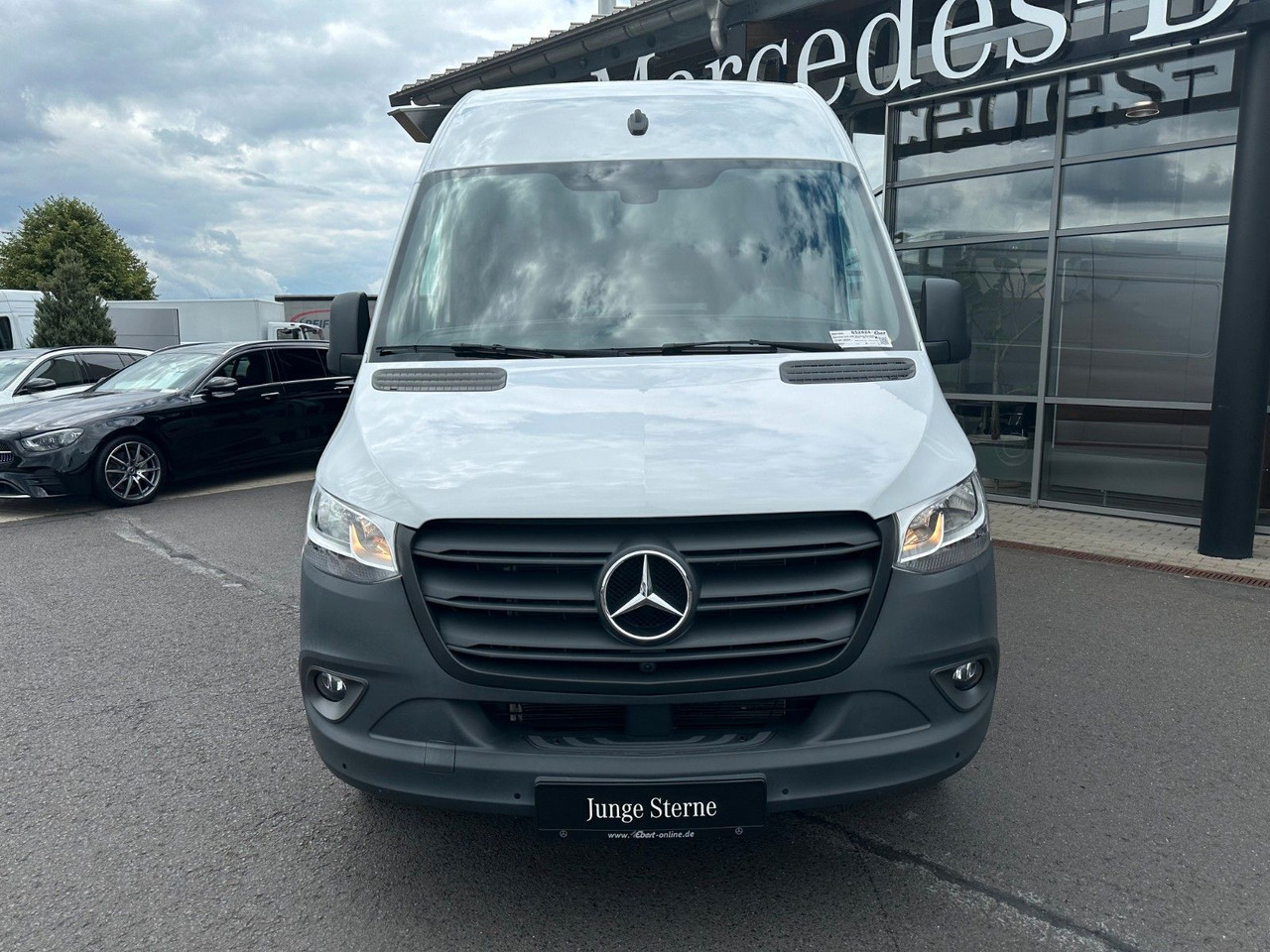 Mercedes-Benz Sprinter 317 CDI 3665 9G Klima 360 SHZ Tempomat - Skåpbil: bild 2 Mercedes-Benz Sprinter 317 CDI 3665 9G Klima 360 SHZ Tempomat - Skåpbil: bild 2