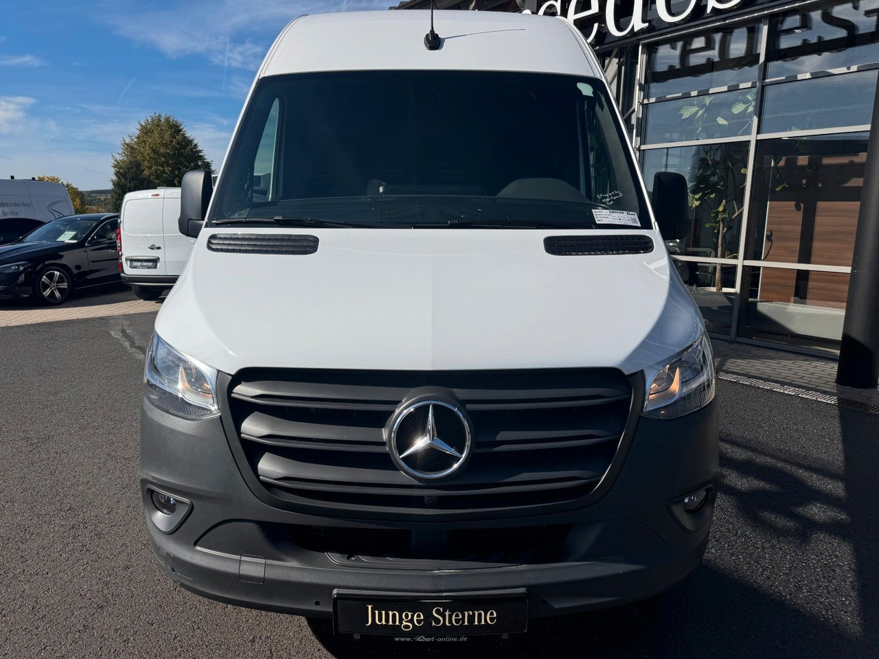 Mercedes-Benz Sprinter 317 CDI 3665 Klima 360 Schwing SHZ - Skåpbil: bild 2 Mercedes-Benz Sprinter 317 CDI 3665 Klima 360 Schwing SHZ - Skåpbil: bild 2