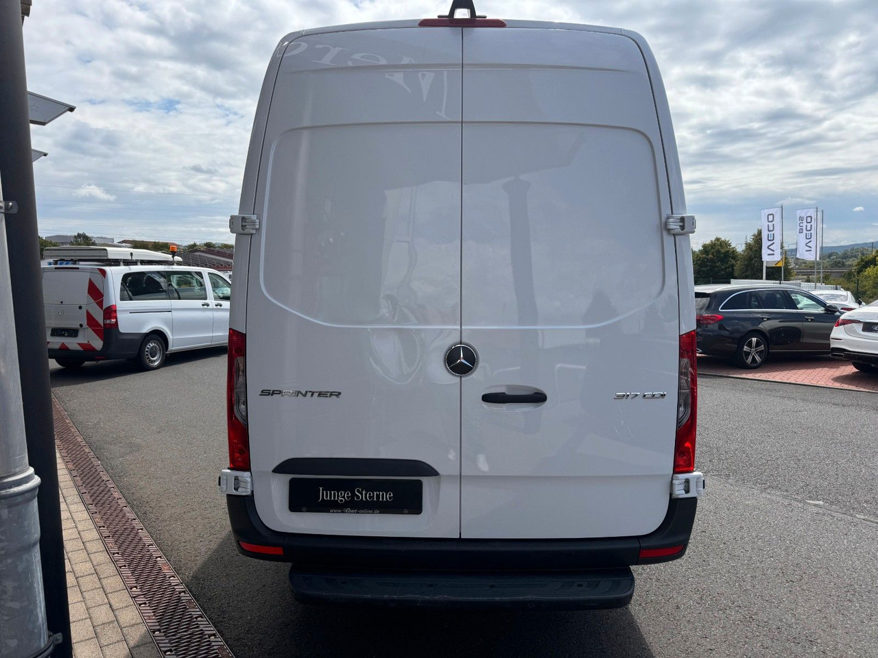 Mercedes-Benz Sprinter 317 CDI 4325 9G Klima Kamera Schwing - Skåpbil: bild 5 Mercedes-Benz Sprinter 317 CDI 4325 9G Klima Kamera Schwing - Skåpbil: bild 5