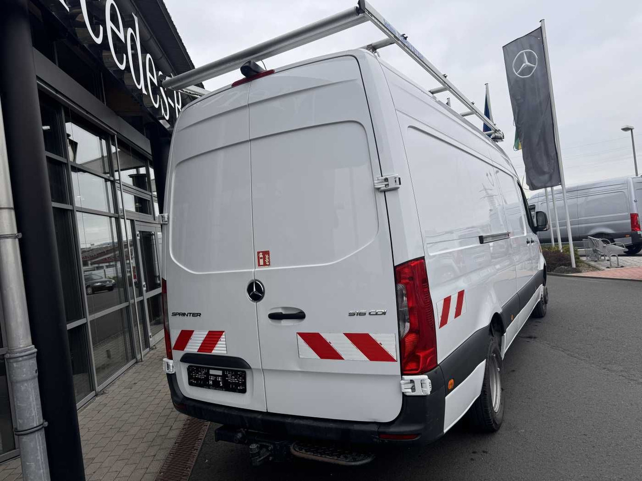 Mercedes-Benz Sprinter 516 CDI Werkstatt/Regal AHK3,5to Klima - Skåpbil: bild 4 Mercedes-Benz Sprinter 516 CDI Werkstatt/Regal AHK3,5to Klima - Skåpbil: bild 4