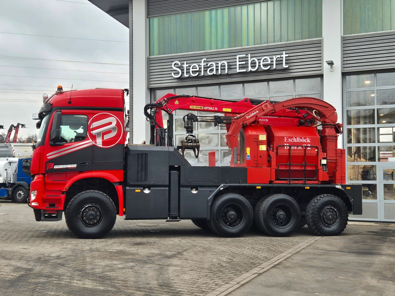 Mercedes-Benz TUROX 8x8 Eschlböck Biber 92 Holzhacker / 1.512h - Kranbil: bild 5 Mercedes-Benz TUROX 8x8 Eschlböck Biber 92 Holzhacker / 1.512h - Kranbil: bild 5