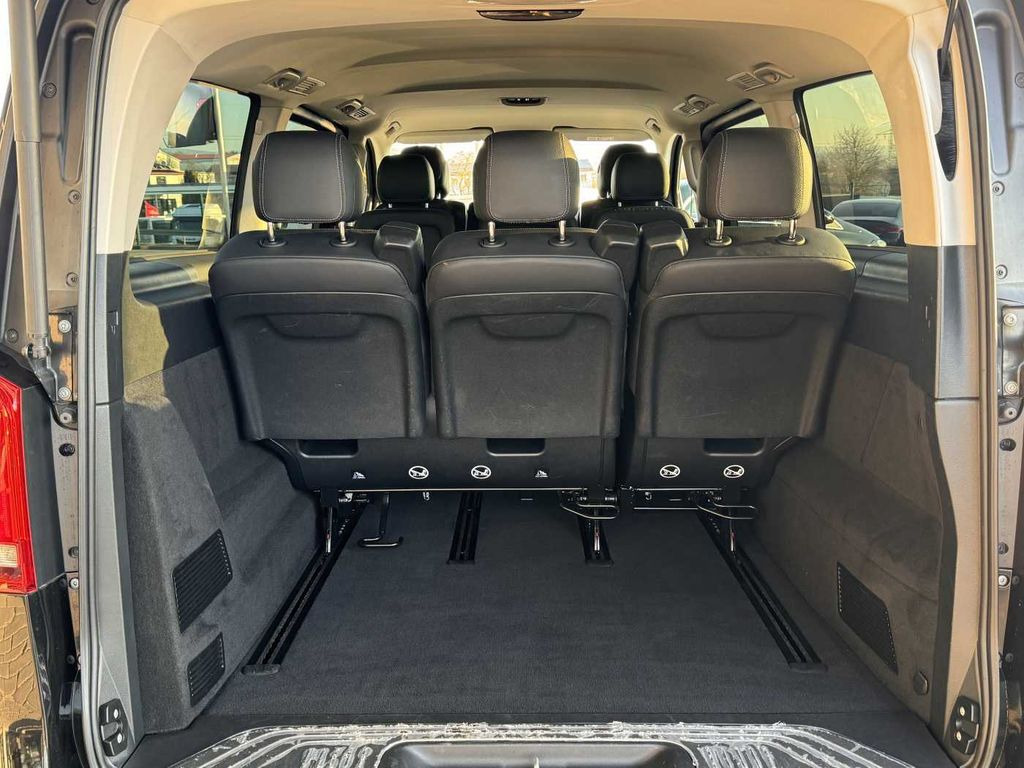 Personbil Mercedes-Benz V 300 d AVA 4MATIC 3430 DISTRONIC AHK2,5 360: bild 6
