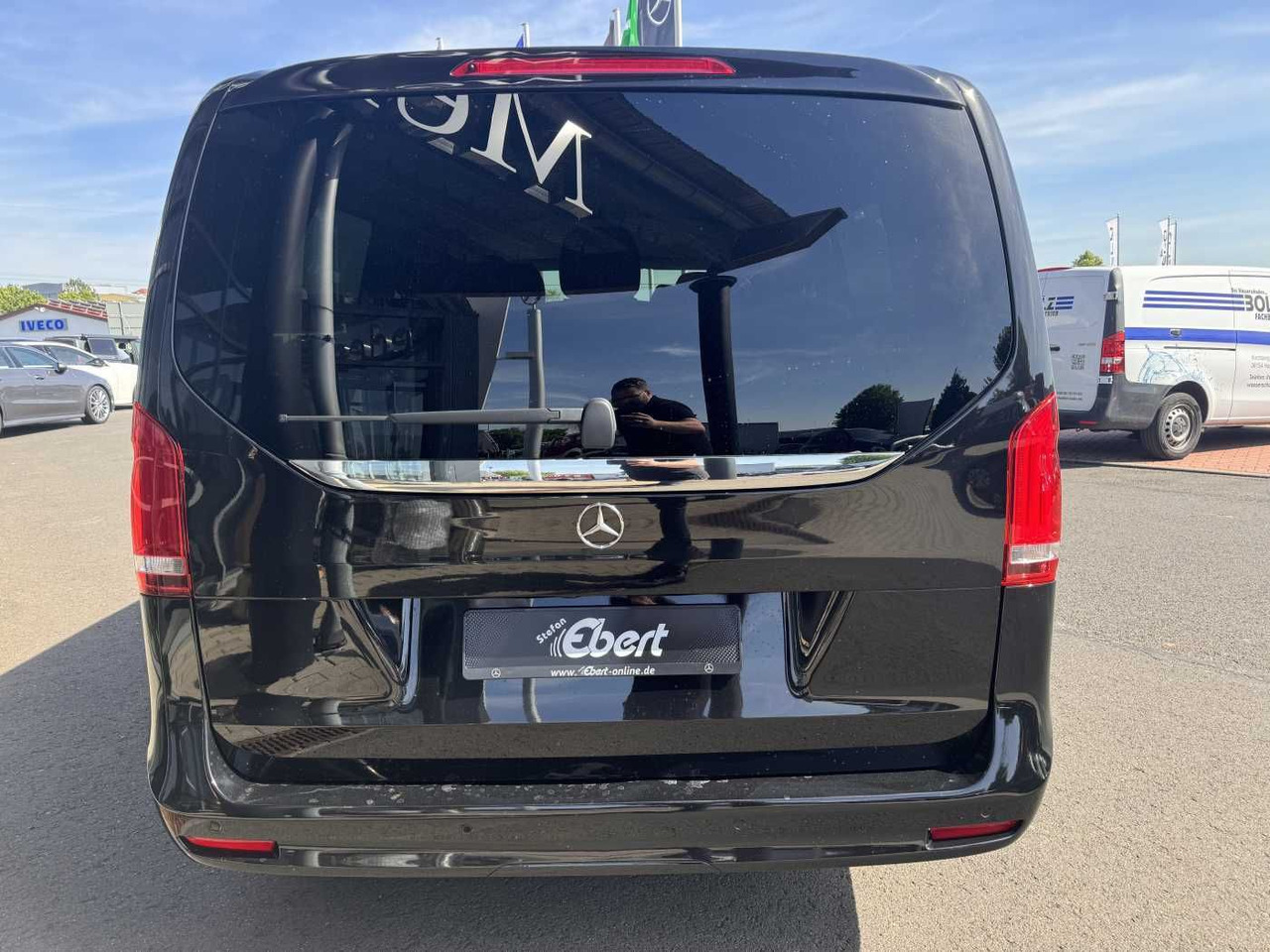 Mercedes-Benz V 300 d AVA Extralang AIRMATIC Standheiz 360Kam - Personbil: bild 5 Mercedes-Benz V 300 d AVA Extralang AIRMATIC Standheiz 360Kam - Personbil: bild 5